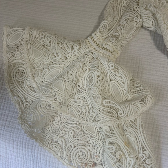Alexis Lace Bell Sleeve Dress White - Size L - Picture 4 of 7